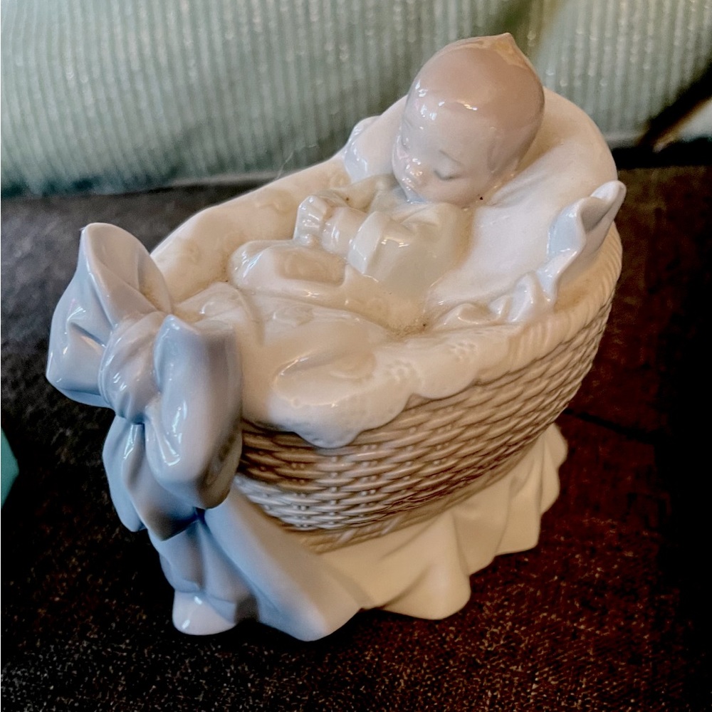 LLADRO A New Treasure Boy Figurine. Porcelain Baby Figure.